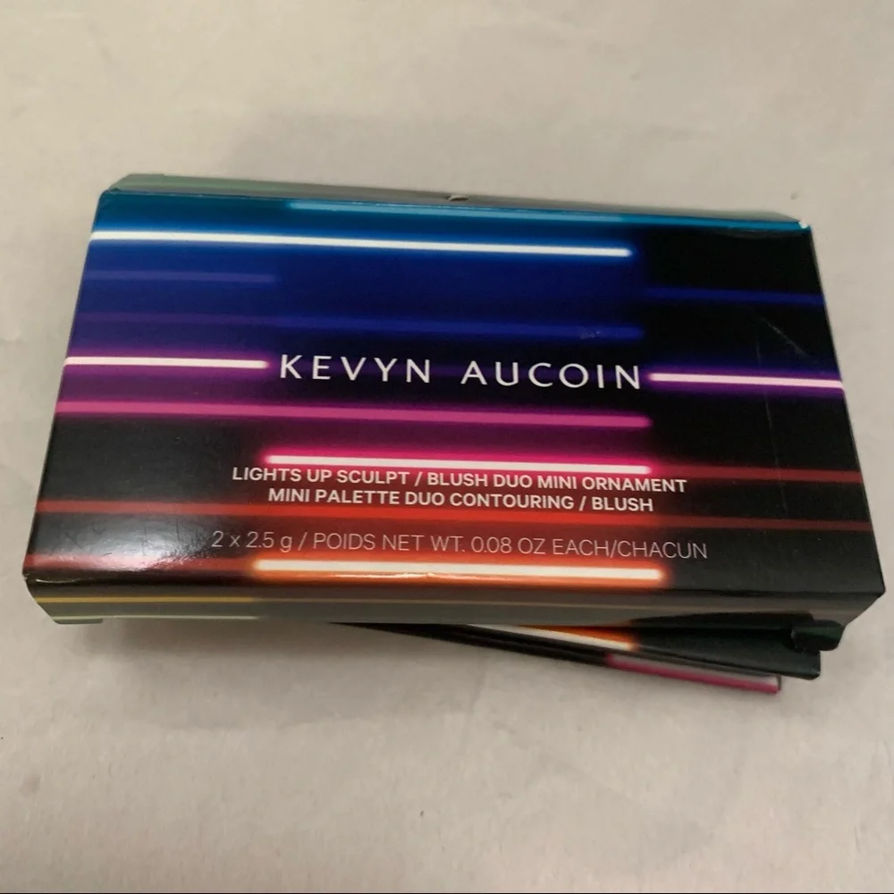 4 x KEVYN AUCOIN LIGHTS UP SCULPT/BLUSH MINI PALETTE